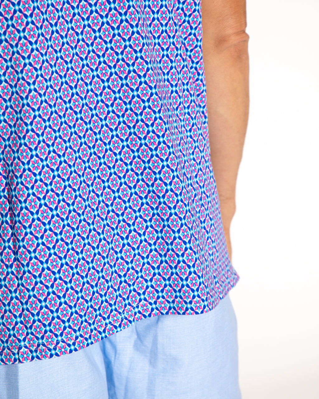 Men's Printed Pima Cotton Short Sleeve Shirt - Blooming Stars Turquoise/Coral