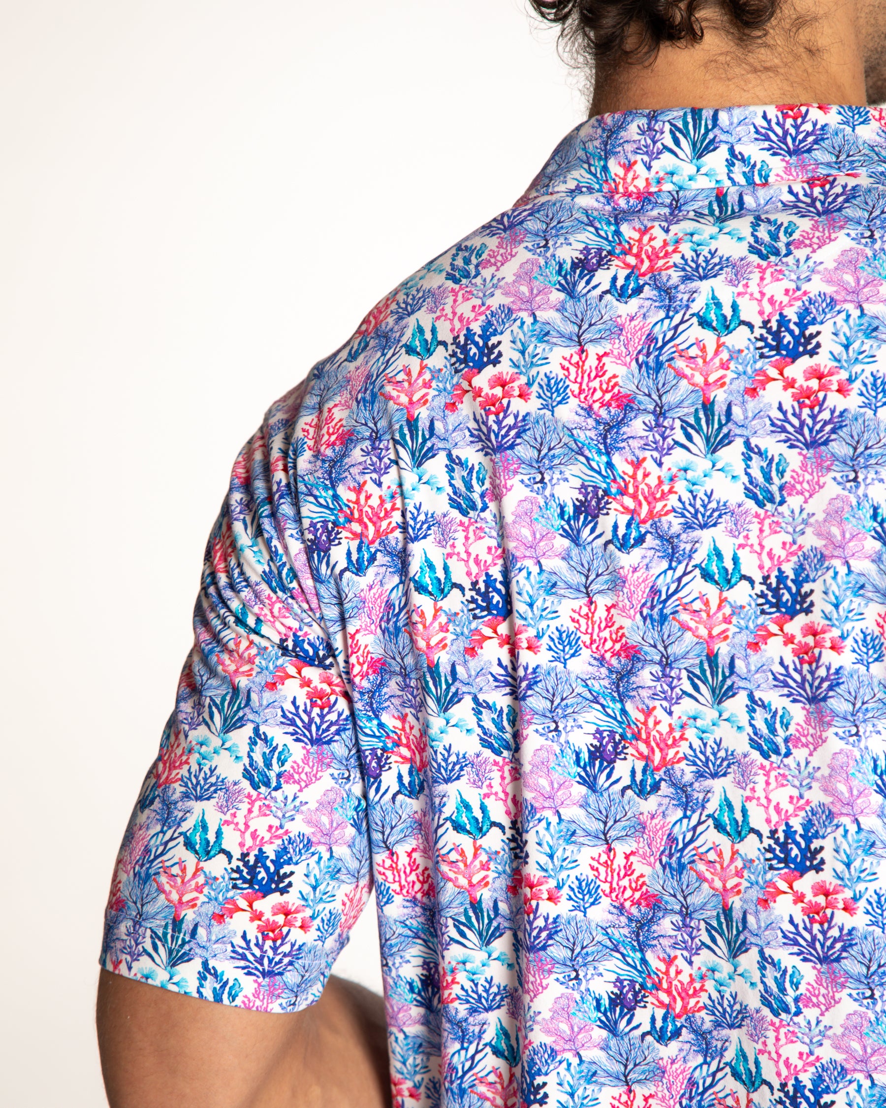 Men's Printed Pima Cotton Short Sleeve Shirt - Coral Jungle White