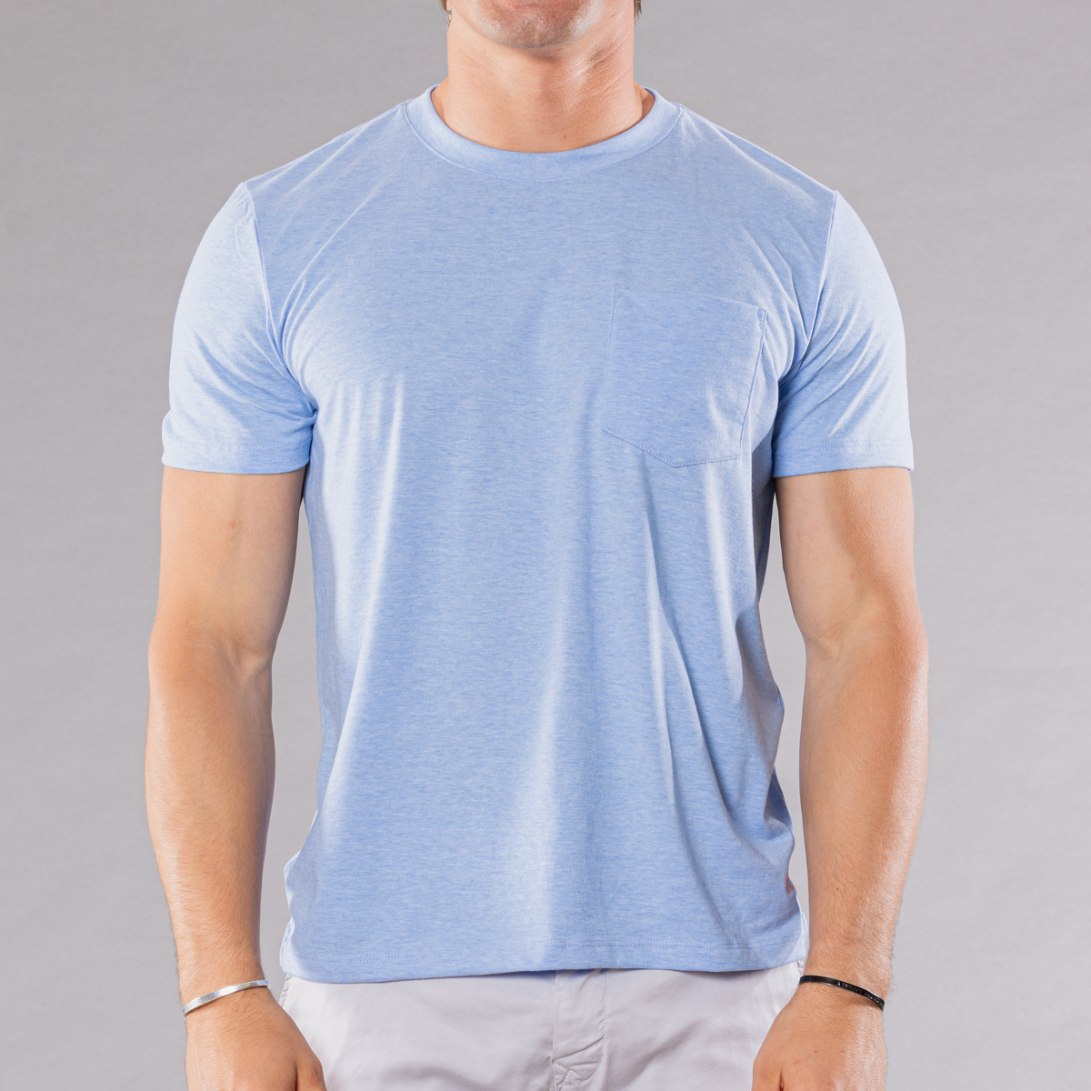 Men&#39;s crew neck T-shirt in light blue, front view