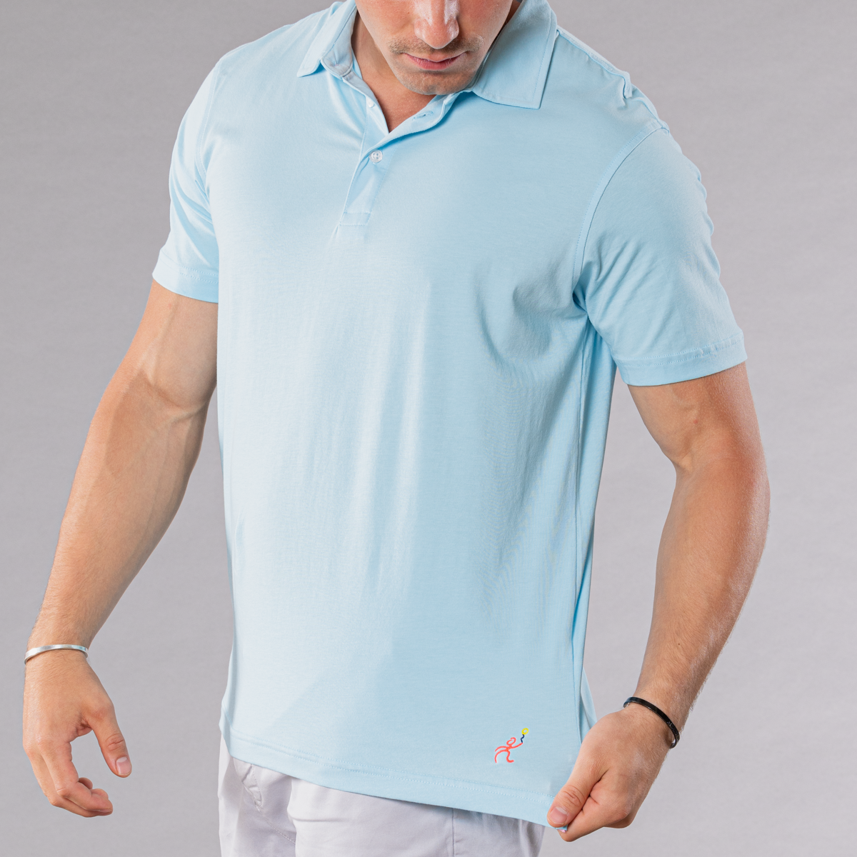 Men&#39;s light blue polo shirt made of pima cotton/stretch